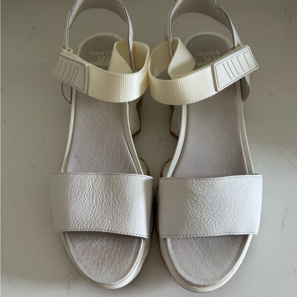 Sorel Women's White Sandals Size: 11